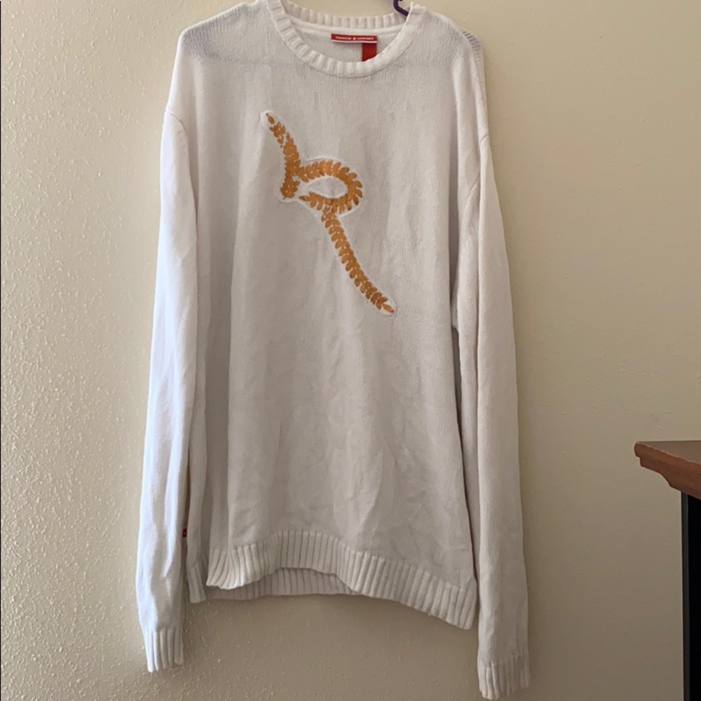 💛Roca Wear Men's Sweater 💛